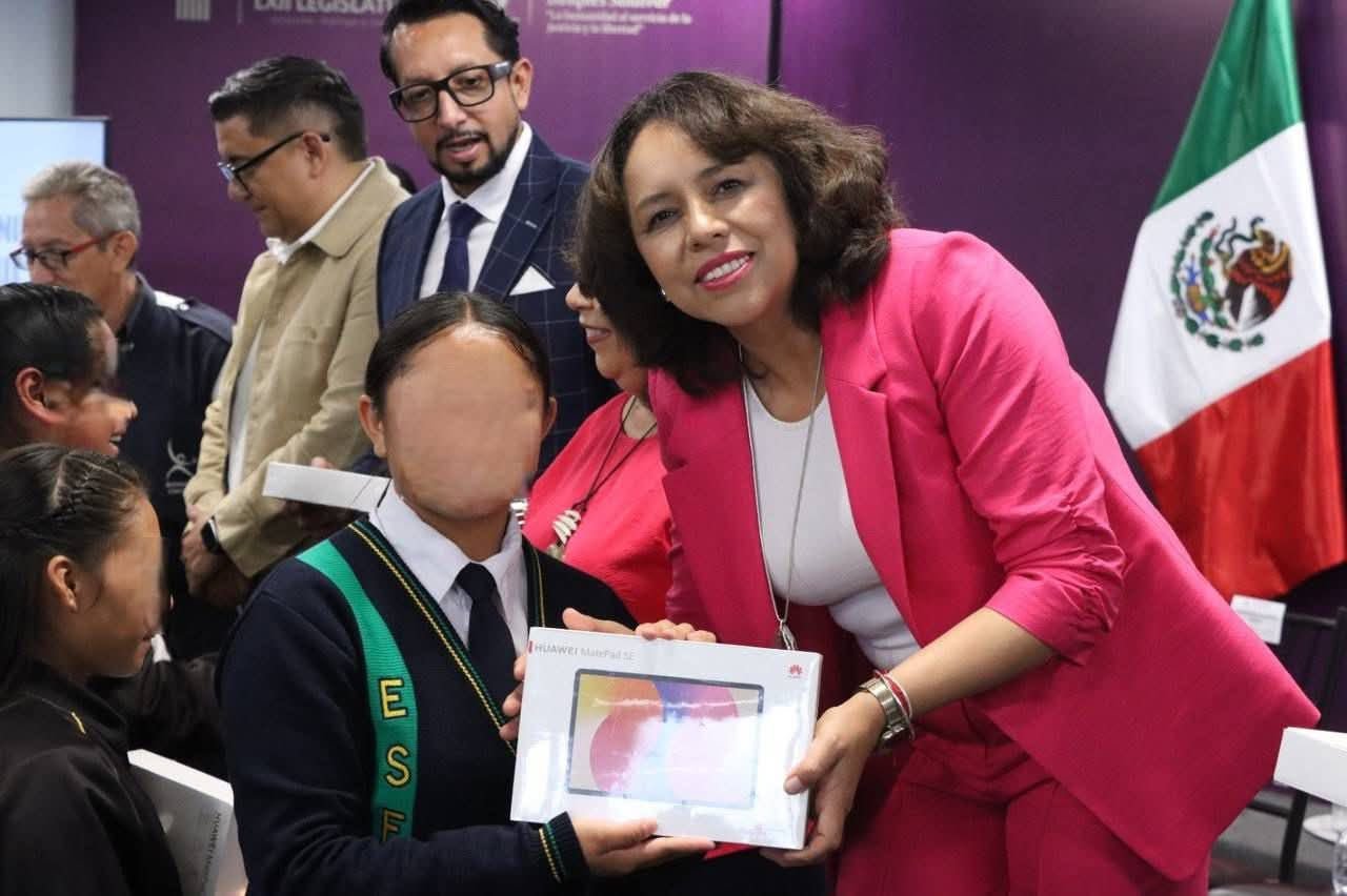 Gobierno de Puebla impulsa Olimpiada Femenil Indígena de Matemáticas y Sostenibilidad