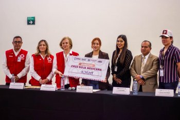 Convenciones y Parques dona más de 34 mil pesos a Cruz Roja en Puebla
