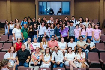 Mara Lezama entrega 1.5 mdp a 10 proyectos de científicas en Quintana Roo