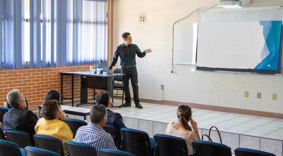 UT San Juan del Río inicia registro para Maestría en Tecnología Aplicada con reconocimiento del SNP