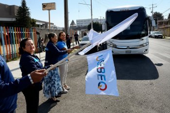 Abanderan a delegación queretana para Juegos Deportivos Escolares 2025-2026