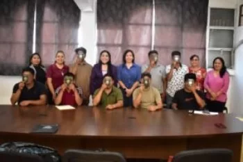 Jornaleros guerrerenses viajan a Monterrey para tramitar visa de trabajo rumbo a EU