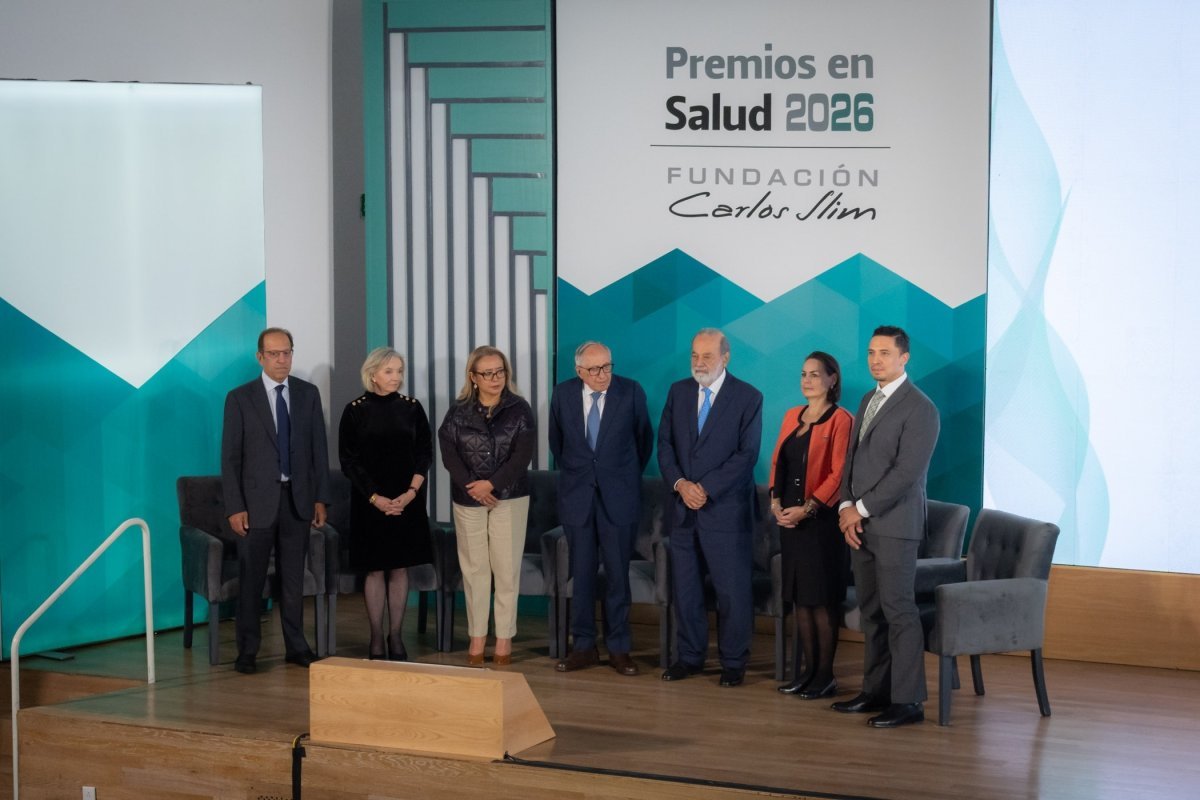 Médica queretana recibe Premio en Salud 2026 de la Fundación Carlos Slim
