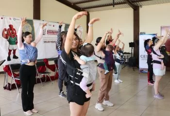 Gobierno de Zacatecas promueve salud mental materna con clase de baile porteo