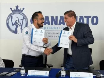 INAEBA y CEAIV firman convenio para acercar educación básica a víctimas en Guanajuato