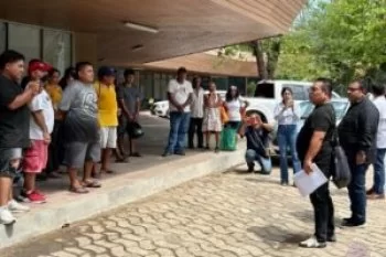 Gobierno de Guerrero escucha a buzos y pescadores; refrenda compromiso de atención