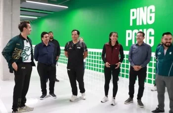 Gaby 'La Bonita' Sánchez supervisa nuevas áreas de box y tenis de mesa en la Universidad del Deporte