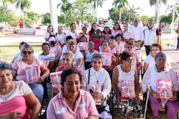 Mara Lezama entrega prótesis y brassieres ortopédicos a mujeres de Chetumal para mejorar su calidad de vida