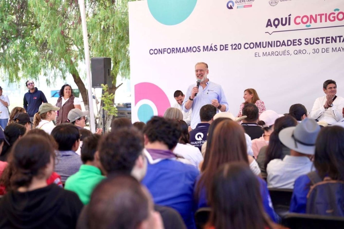 SEDESU encabeza reforestación con 300 plantas nativas en Campo Deportivo Amazcala