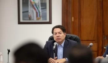 SEP entrega segunda etapa de cédulas temporales a médicos de 12 selecciones para Mundial 2026