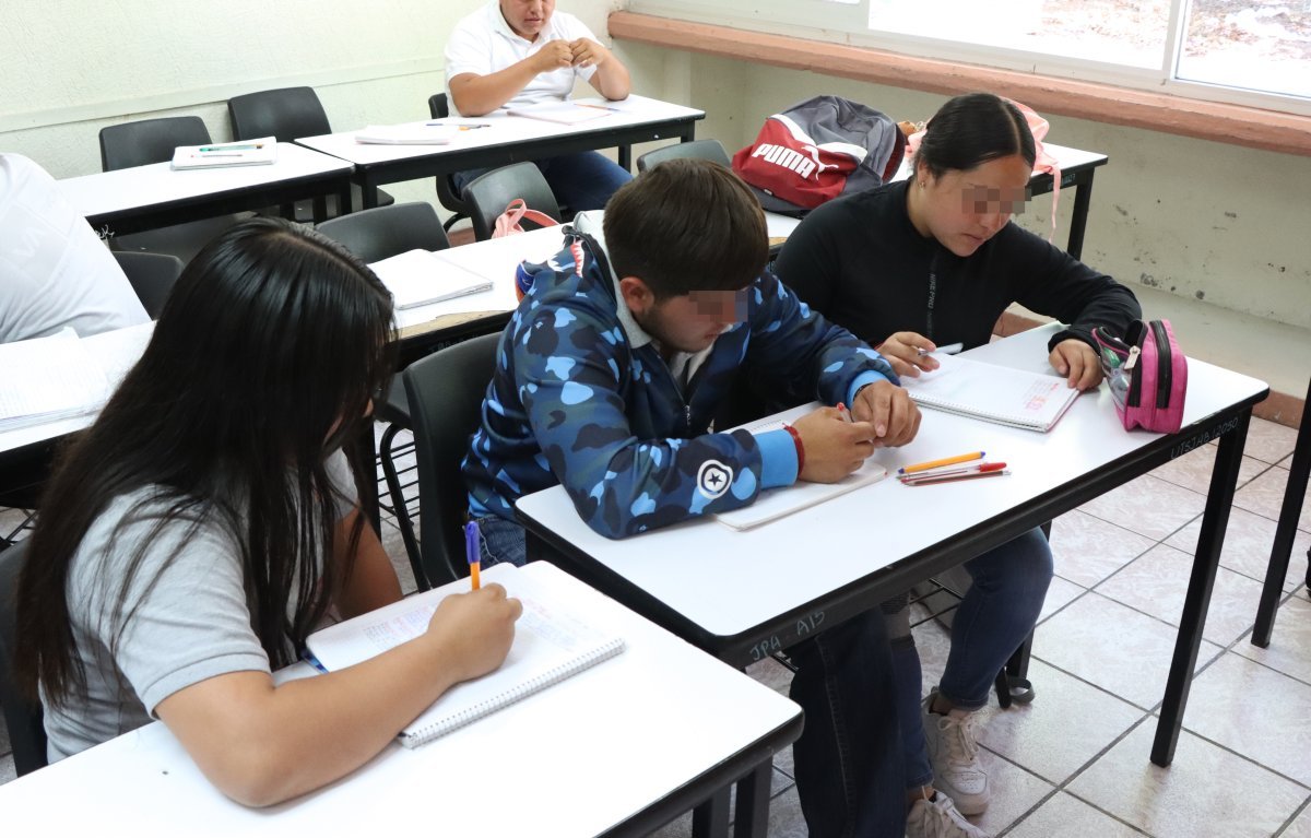 101 estudiantes de CECYTEQ refuerzan su vocación STEM en la UT San Juan del Río