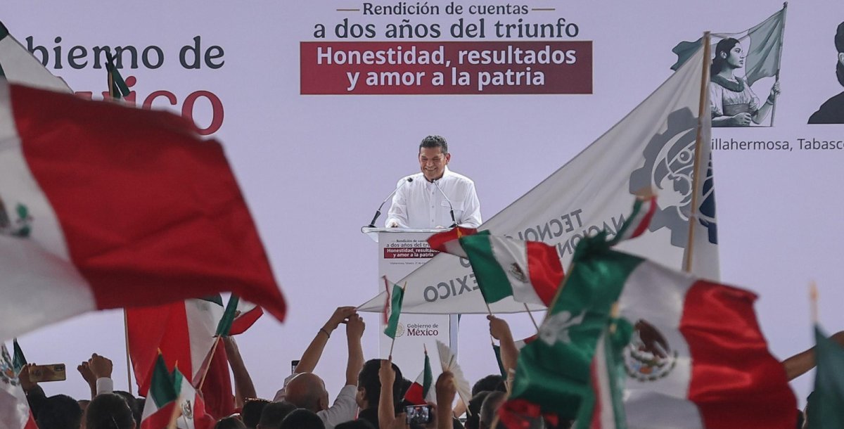 Ciudadanos respaldan a Sheinbaum y May en rendición de cuentas en Tabasco