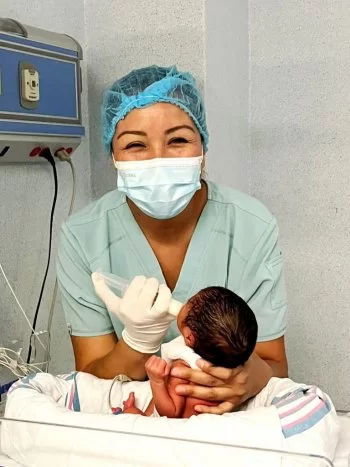 Secretaría de Salud de Guanajuato da seguimiento médico a trillizos prematuros en Irapuato