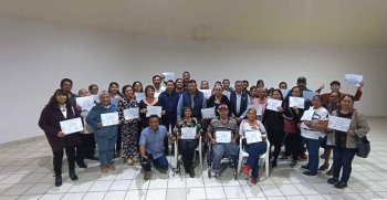 Capacitación gratuita en BCS: más de mil 400 emprendedores beneficiados en 2026
