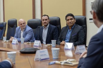Chihuahua recibe a directivos de Marposs para evaluar expansión y nuevas líneas de negocio