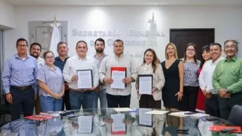 Gobierno de BCS y Santander firman convenio para impulsar MiPyMEs y becas educativas