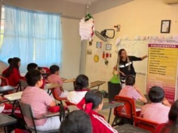 Gobierno de Guerrero promueve cultura de paz en primaria con talleres y conferencias