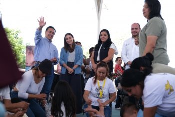 SEDESOQ lleva programa "Contigo y tu Bebé" a El Marqués para apoyar a familias