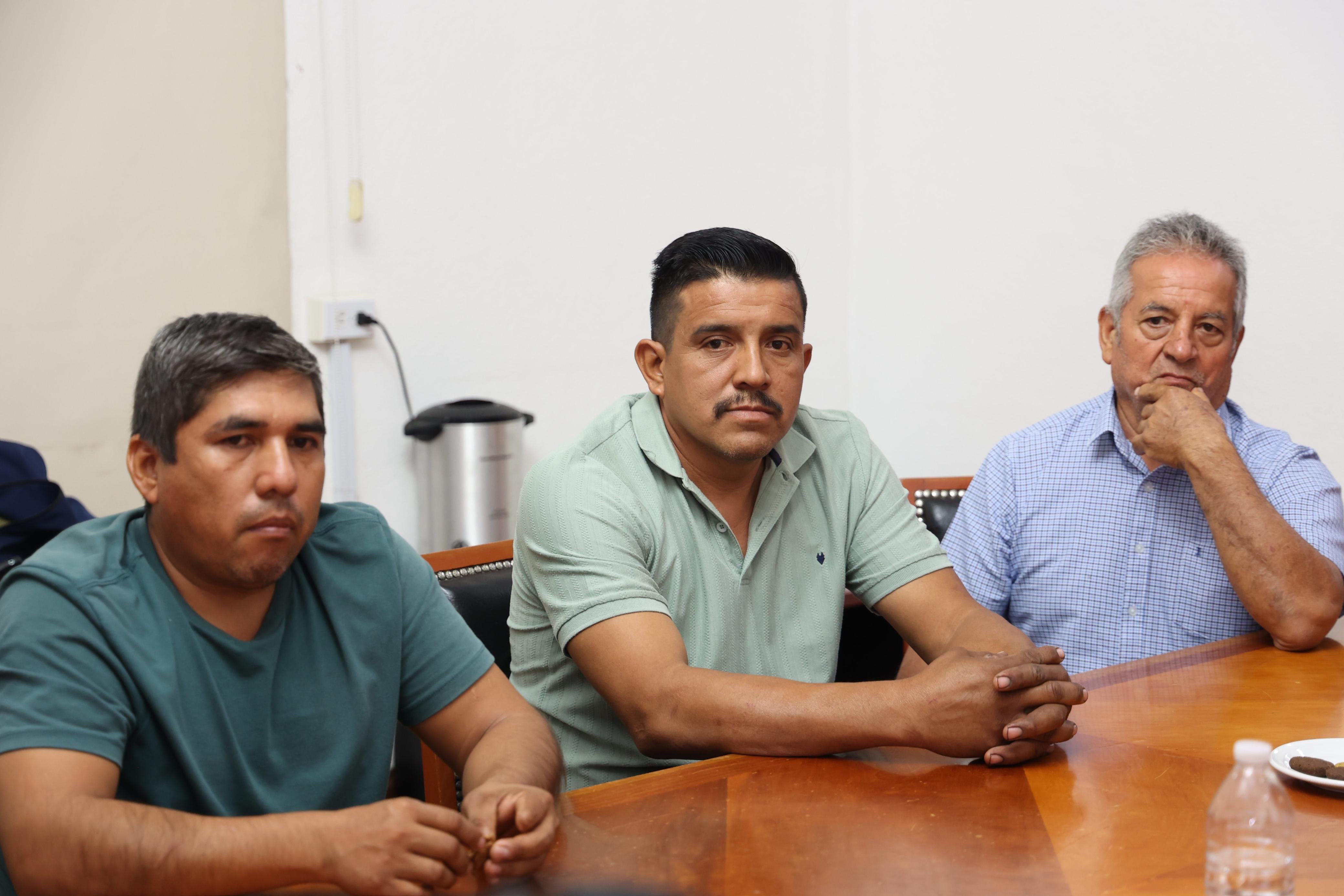 Gobierno de Puebla refuerza producción de sorgo con tractores y drones en Tepexco
