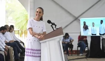 Sheinbaum anuncia decreto para fomentar ecoturismo en Mahahual, Quintana Roo