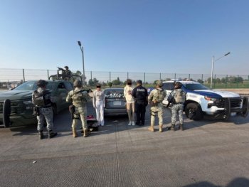 Aseguran más de 1.1 millones de pesos en efectivo en caseta de Salamanca