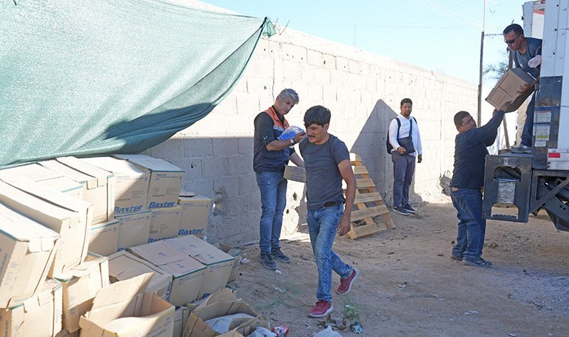 COEPRIS verifica retiro de insumos de diálisis abandonados en La Paz