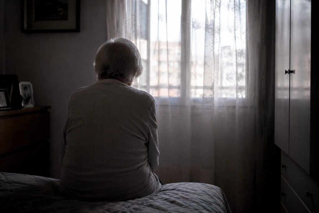 Secretaría de las Mujeres atiende a 49 adultas mayores con 141 servicios en 2026