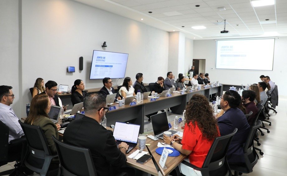 Chihuahua y Guanajuato intercambian experiencias para fortalecer el financiamiento a Mipymes