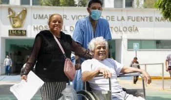 IMSS salva a adulto mayor con quemaduras graves tras accidente con fuego en Hidalgo
