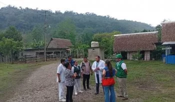 IMSS Oaxaca atiende a damnificados por lluvias en San Isidro Naranjal
