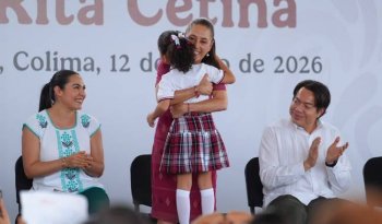 SEP entrega tarjetas de la Beca Rita Cetina en Colima; Sheinbaum encabeza evento