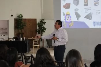 Coesvi presenta a docentes del SNTE programas de vivienda social en Chihuahua