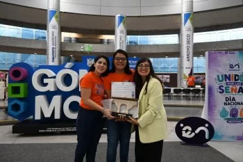 Más de 3 mil personas se unen por la Lengua de Señas Mexicana en Querétaro