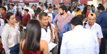 Secretaría Anticorrupción de Tabasco reconoce a servidores públicos con hasta 45 años de trayectoria