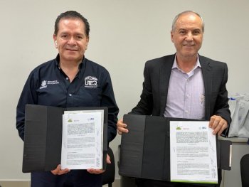 UTEQ y Embotelladora Mexicana firman convenio para impulsar la educación dual