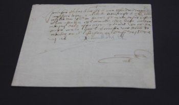 AGN y SRE recuperan en EU documento del siglo XVI robado hace más de 30 años