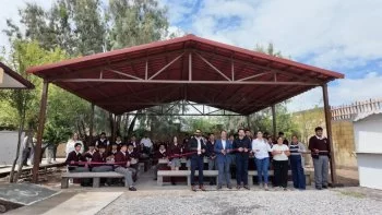 Gobierno de Zacatecas instala cubierta en comedores estudiantiles de Villa de Cos