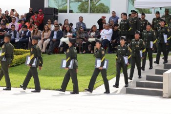 Guardia Nacional gradúa a mil 176 nuevos sargentos en Puebla; refuerzan seguridad