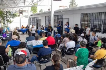 Personas con discapacidad reciben curso de mercadotecnia para impulsar sus emprendimientos