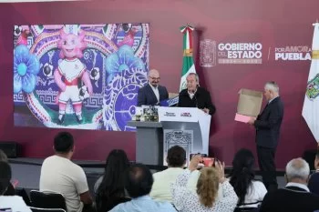 Puebla muestra su arte y tradición en colección artesanal para visitantes internacionales