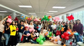 Gobierno de Zacatecas capacita a 130 mujeres en arte y diseño con globos para impulsar su autonomía económica