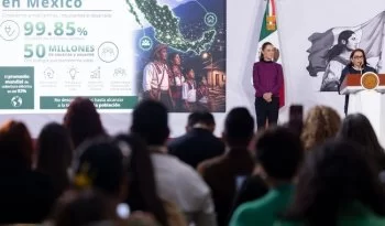 Sheinbaum inaugura unidad de emergencias más grande de AL y entrega viviendas en Puebla
