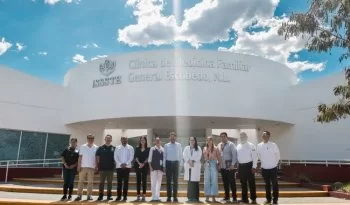 Martí Batres entrega 60 camas eléctricas al ISSSTE Monterrey y verifica abasto de medicamentos