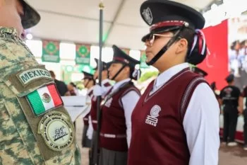 Final estatal del Concurso de Bandas de Guerra y Escoltas del COBAQ en Querétaro