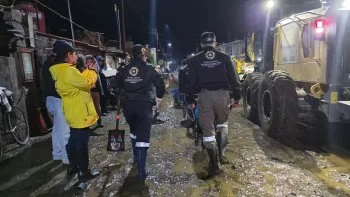 Protección Civil de Puebla atiende a 30 familias por desbordamiento de río en Chalchicomula