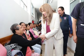 SEDIF, ISSSTEP y Fundación Telmex realizan jornada de cirugías oculares gratuitas para 500 poblanos