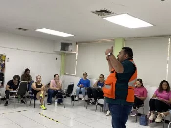 Certifican a 398 agentes educativas de CAI en Chihuahua como brigadistas multifuncionales