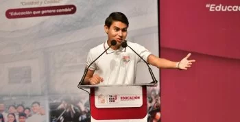 Jonuta tendrá Universidad Rosario Castellanos gratuita, anuncia el gobernador Javier May