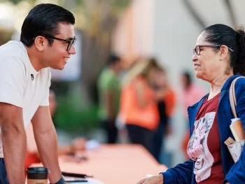 Programa 'Ayudamos de cerca' llega a Juárez tras atender a más de 1,400 personas en García y Ciénega de Flores