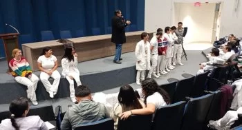 Secretaría de Salud de Querétaro imparte taller contra violencia de género a médicos internos